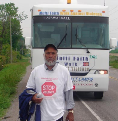 Syed Soharwardy in June 2008 during the Ontario leg of his 6,800 km journey across Canada. 
